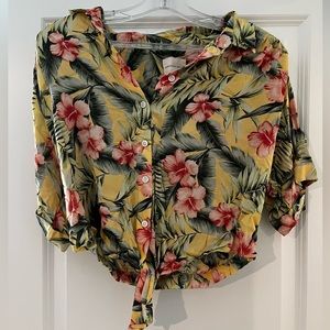 NWT American Eagle Hawaiian Shirt
